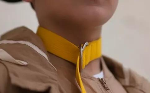 恋童、*力暴**、诅咒…江南布衣“阴间童装”就穿在我们孩子的身上？