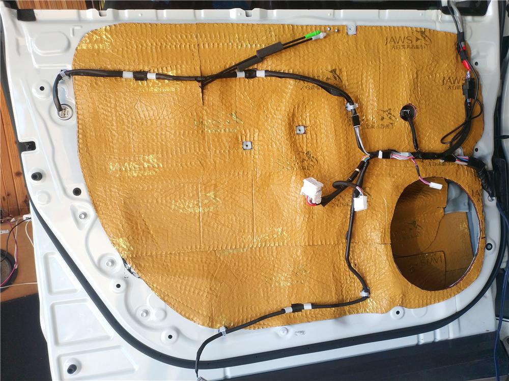 汉兰达改装三分频音响,汉兰达高音改装案例