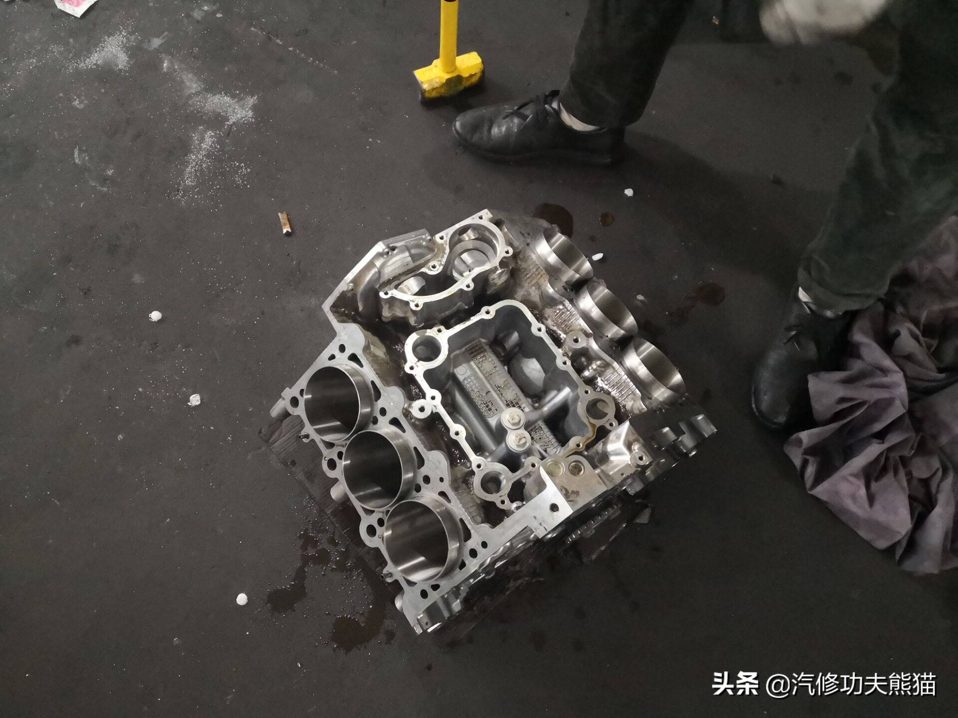 2020款保时捷卡宴s烧机油吗,保时捷卡宴免拆治理烧机油靠谱吗