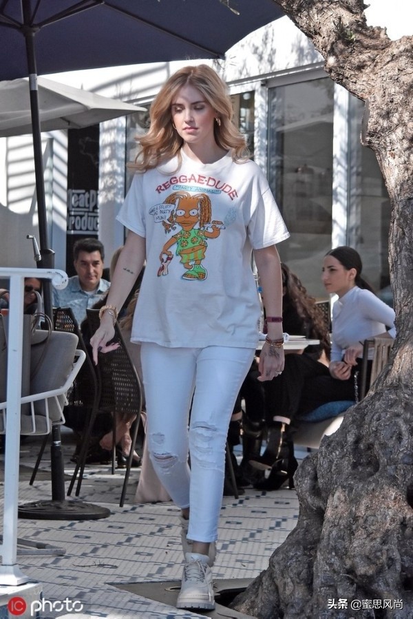 明星都在穿的棒球服,明星都穿的短袖