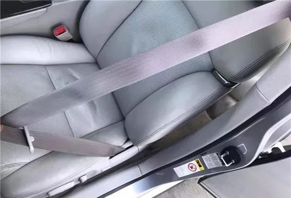 有哪些性能出众的豪车推荐,好车推荐10万雷克萨斯