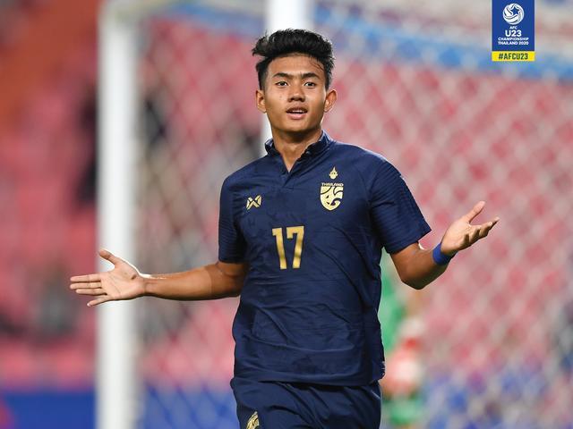 泰国17岁妖星来了!一灵性似梅西,16岁工体破国安,次日还要上学