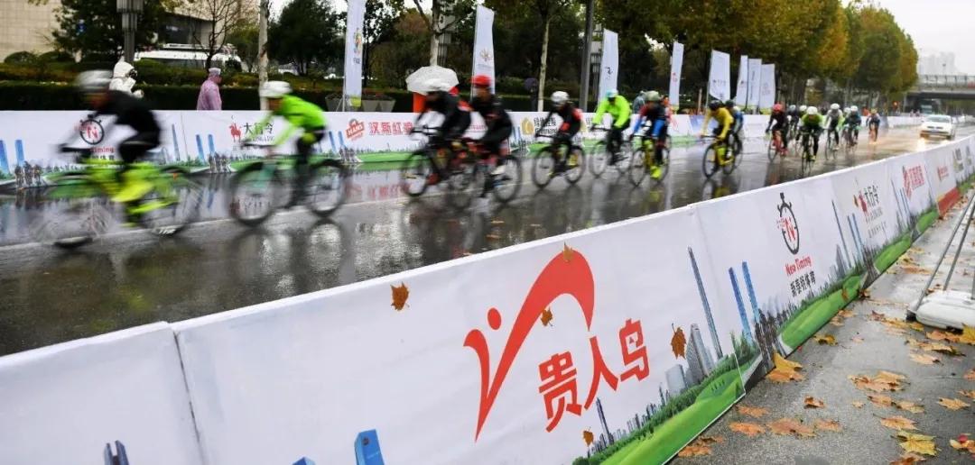 时尚速报|Burberry员工感染新冠；地素时尚第一季度净利大跌37%