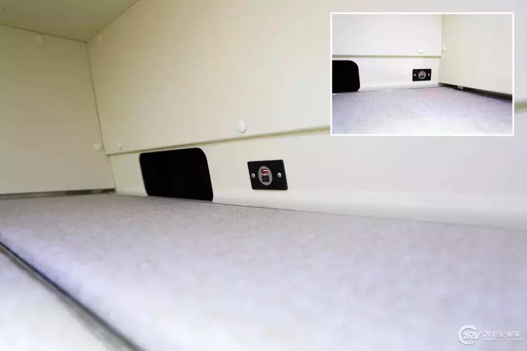 可住4人b型房车,最合理的b型房车布局4座