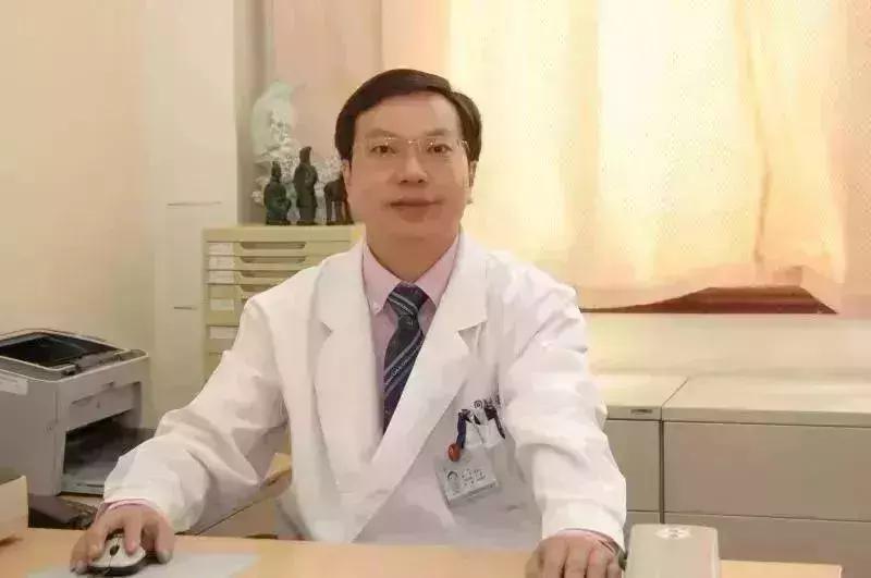 上海吴登龙医生,上海同济医院泌尿科吴登龙的视频