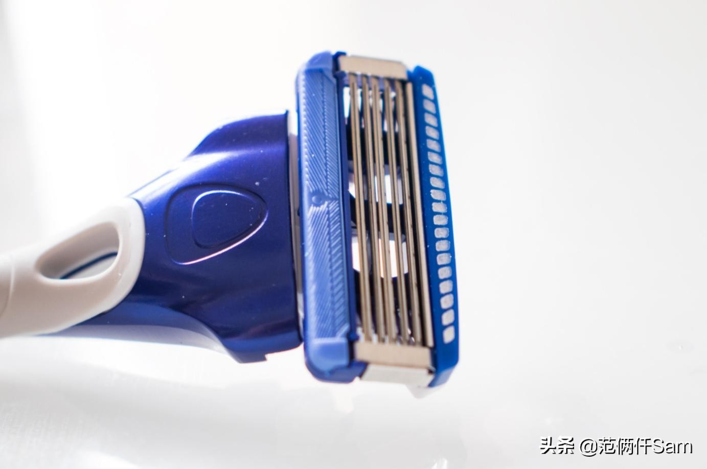 舒适5水次元剃须刀测评,spc高端护肤