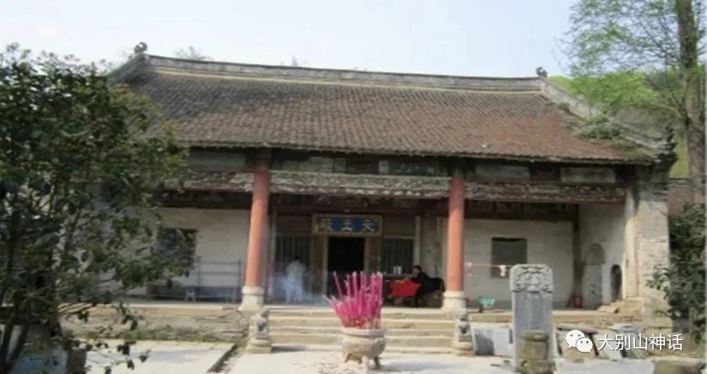 小城晚唱故事诗《白竹园寺的传说》