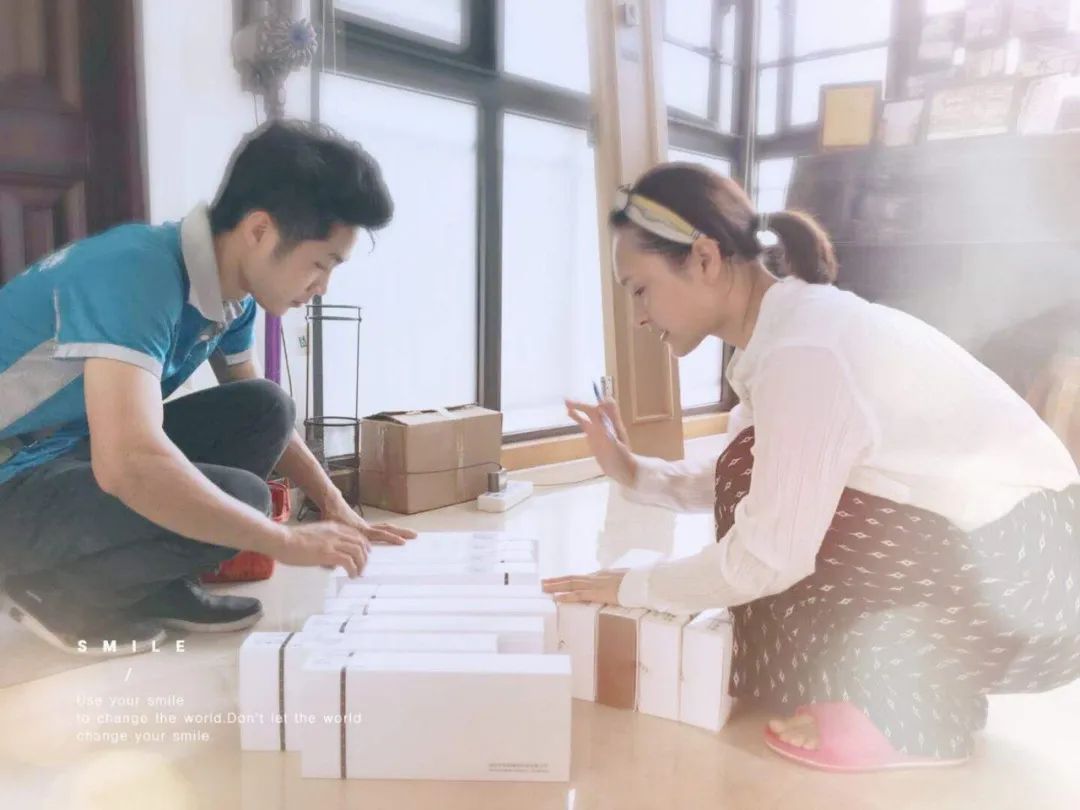 做微商是怎么工作的,月薪过万的微商怎么做