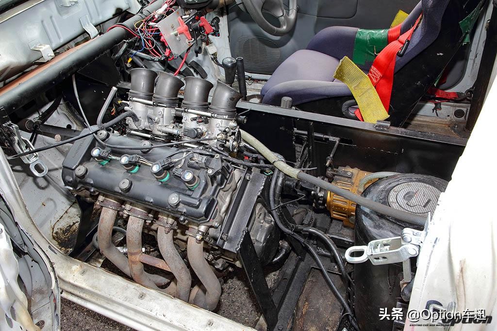 三菱遥控漂移车,摩托发动机放在汽车上