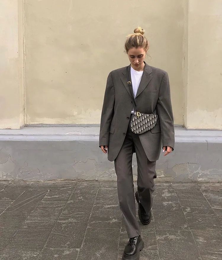 中性风酷帅女生穿搭,民国中性风穿搭