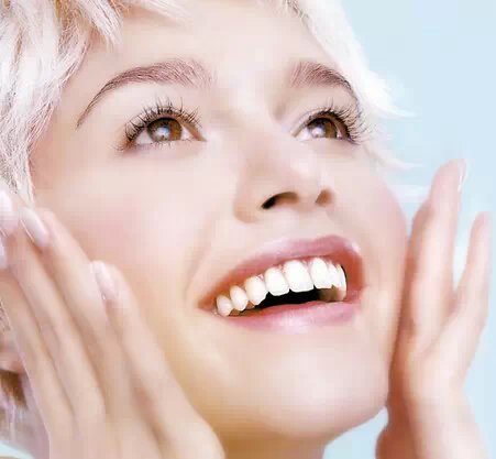 夏季精油护肤收缩毛孔光滑细致肌肤