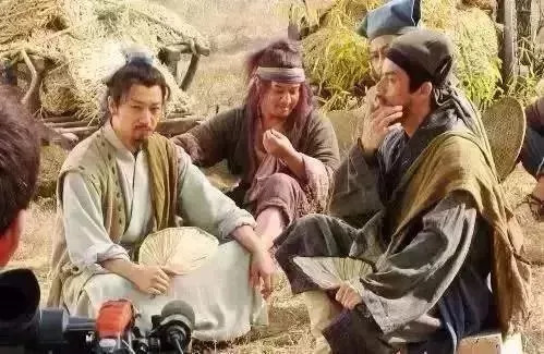 水浒传中生辰纲为何这么多人知道,水浒传中谁最想要生辰纲