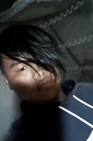 搞笑gif妹子的舞蹈好有征服力,妹子跳舞搞笑图片