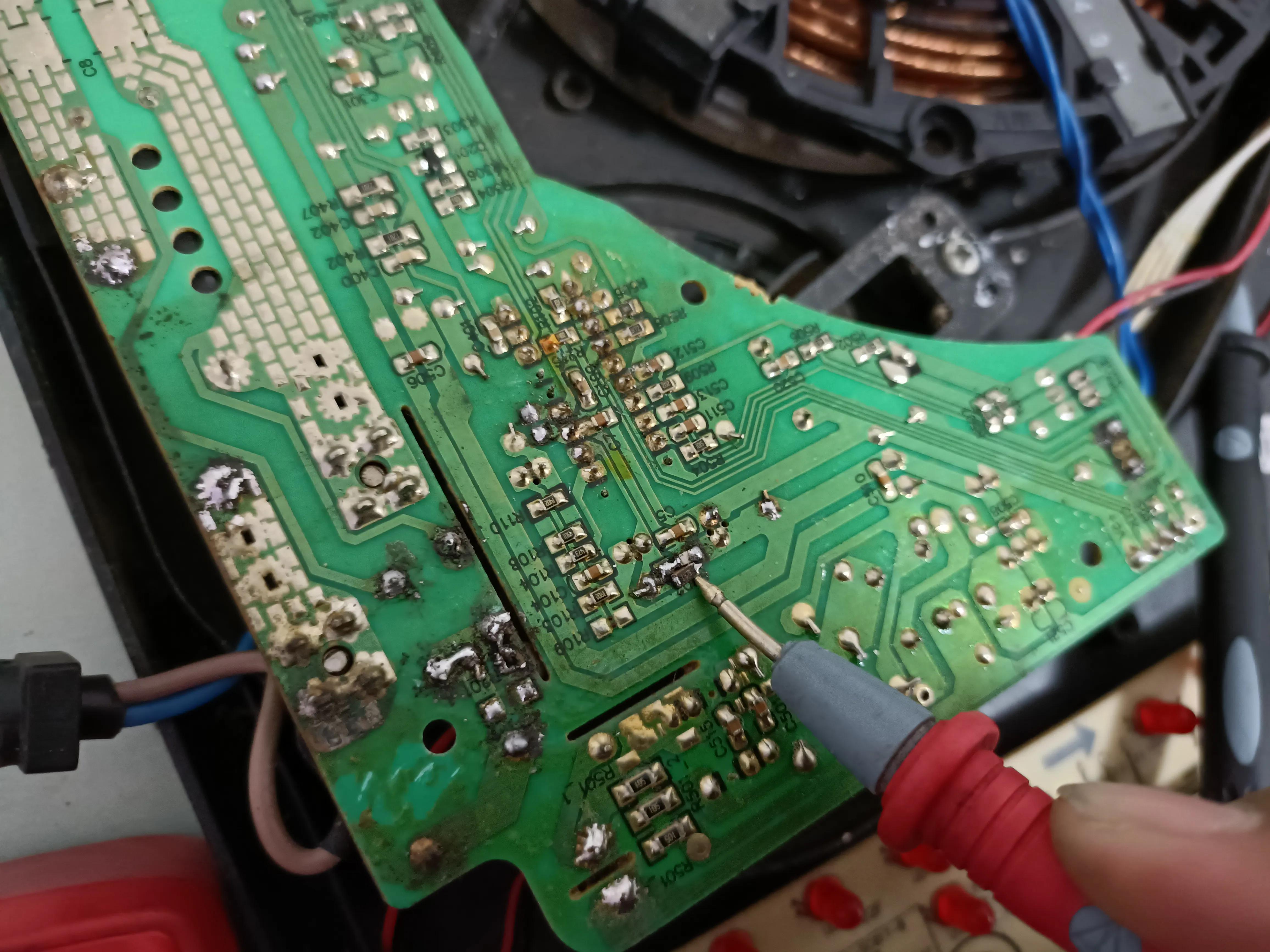 电磁炉风扇电压过高烧坏怎么修复,电磁炉电源管理芯片电压过高