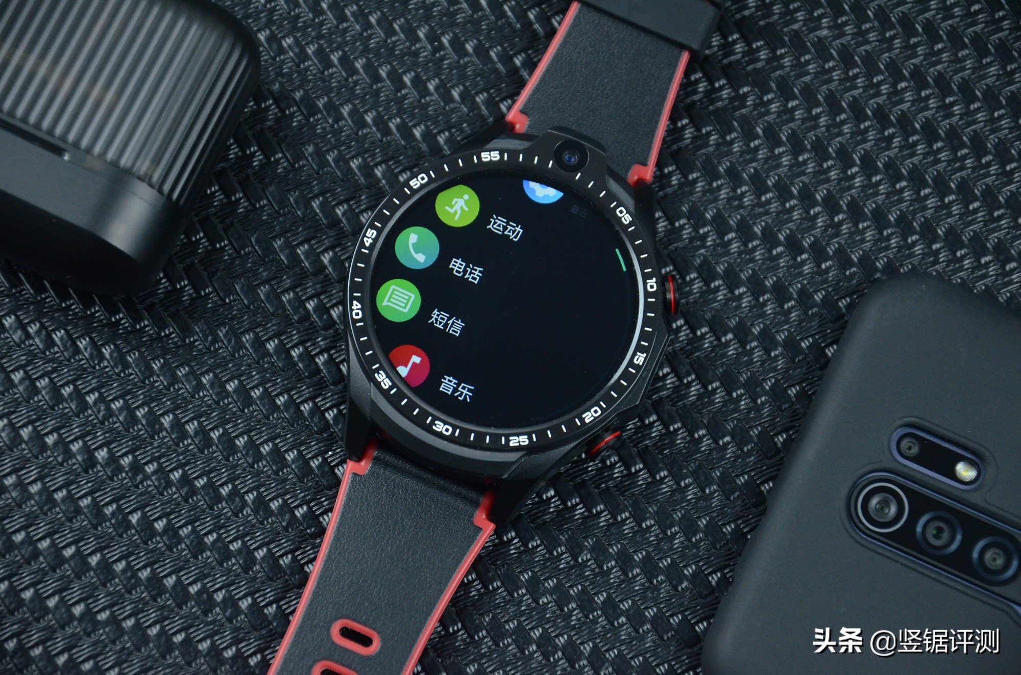 jeep黑骑士智能手表值不值得入手,jeep黑骑士fx1和fx3智能手表区别