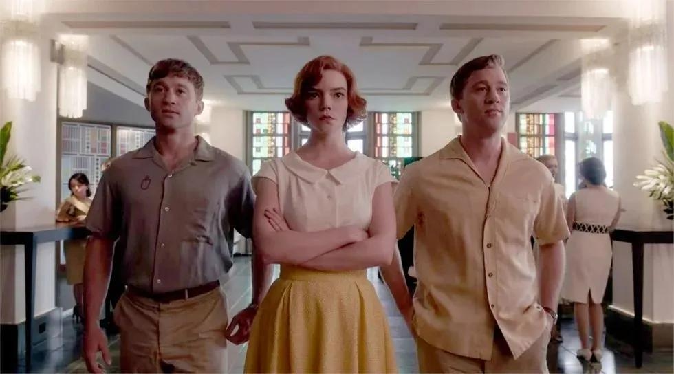 比起《女王的棋局》，女王的衣橱才是经典所在