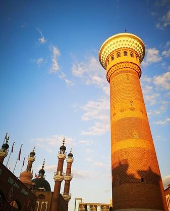 去新疆不跟团不自驾怎么玩,普通人不跟团去重庆自由行