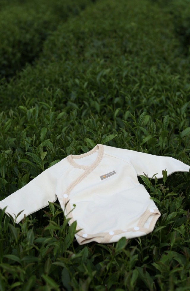 买不到儿童套装,买不起名牌宝宝衣服