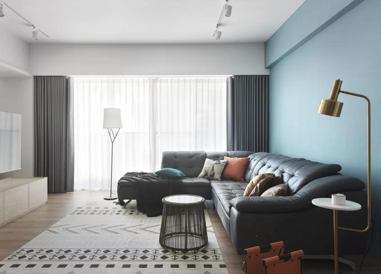 无主灯客厅无磁吸灯灯光布局,无主灯和磁吸轨道灯搭配