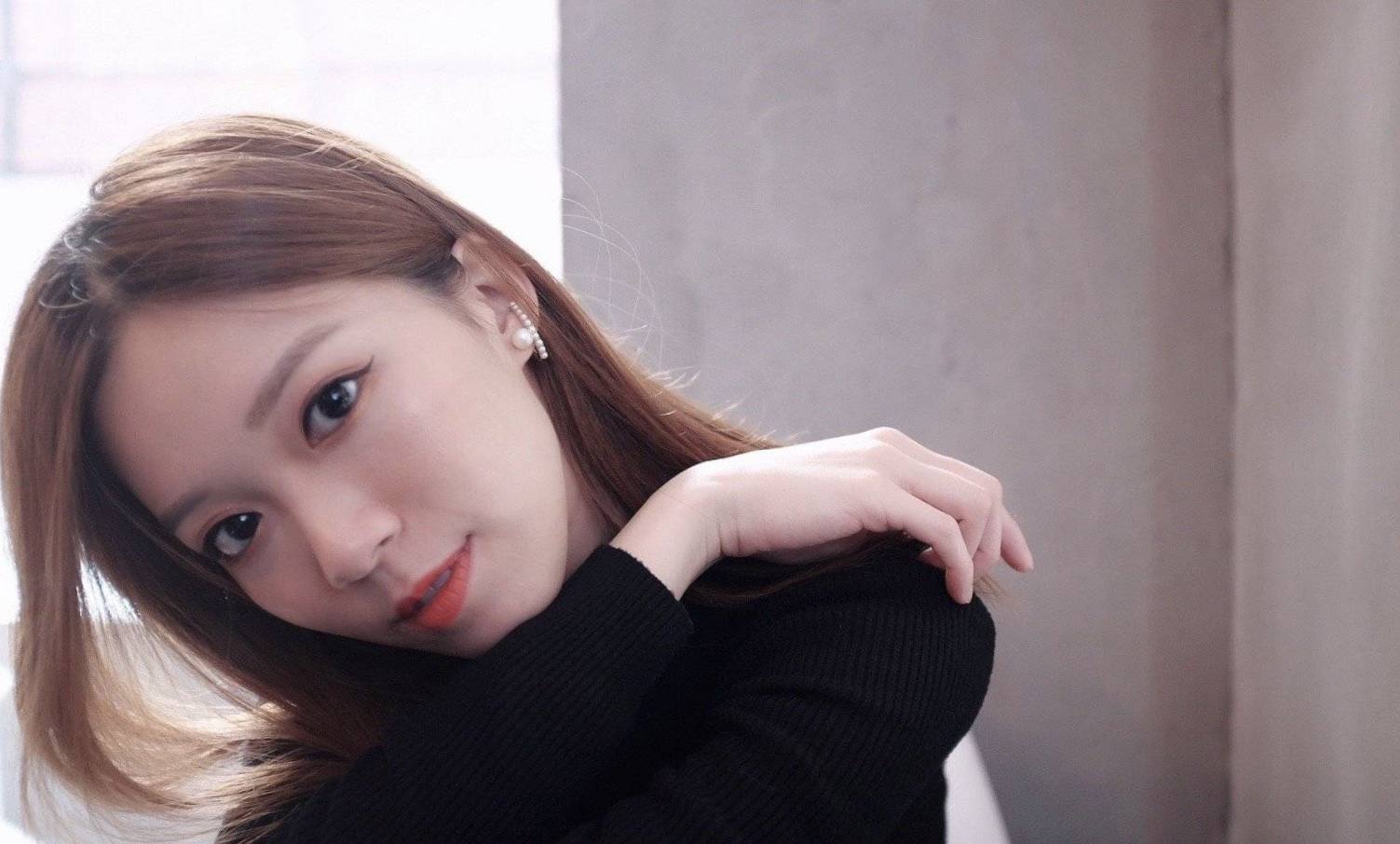 黄日华老婆梁洁华出殡,梁洁华出殡黄日华写信