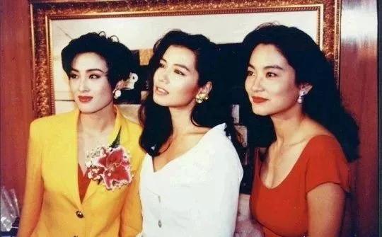 大脸女孩如何显脸小,大脸妹子必学的瘦脸诀窍