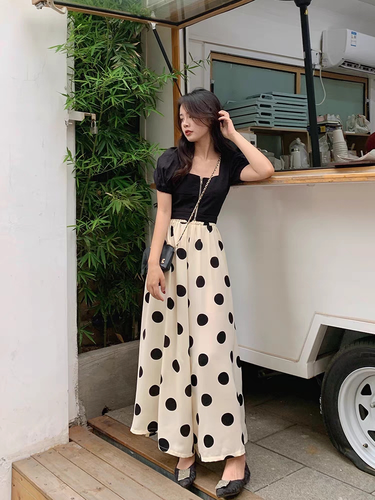 今年流行的小个子裙裤,今年夏季流行什么裙裤好看