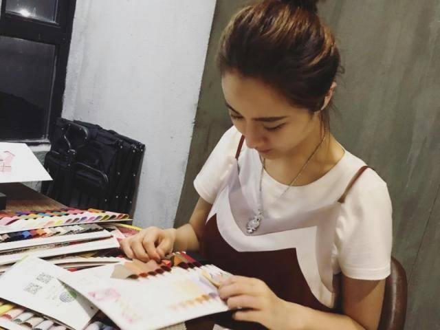 一年带货几十亿,吸引马云关晓彤古天乐,薇娅到底凭什么?