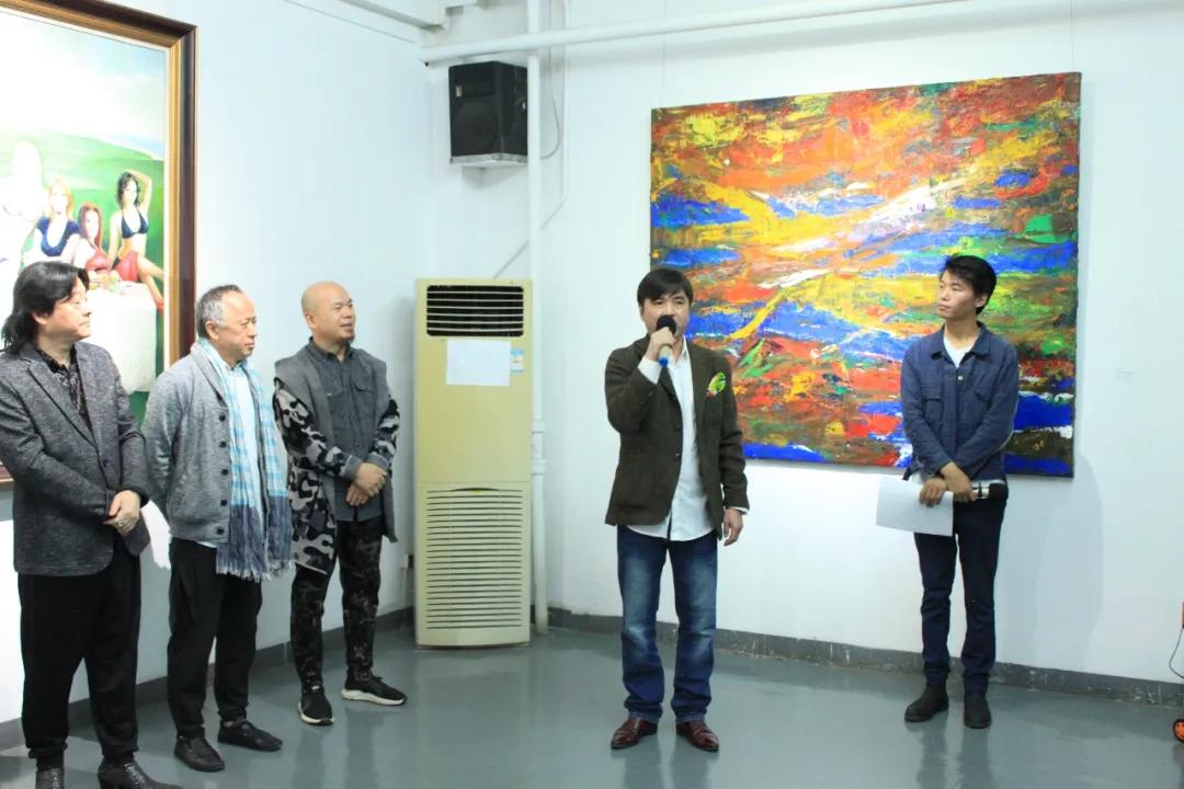 周颖超个展《蜕变》Seaandland在京开幕