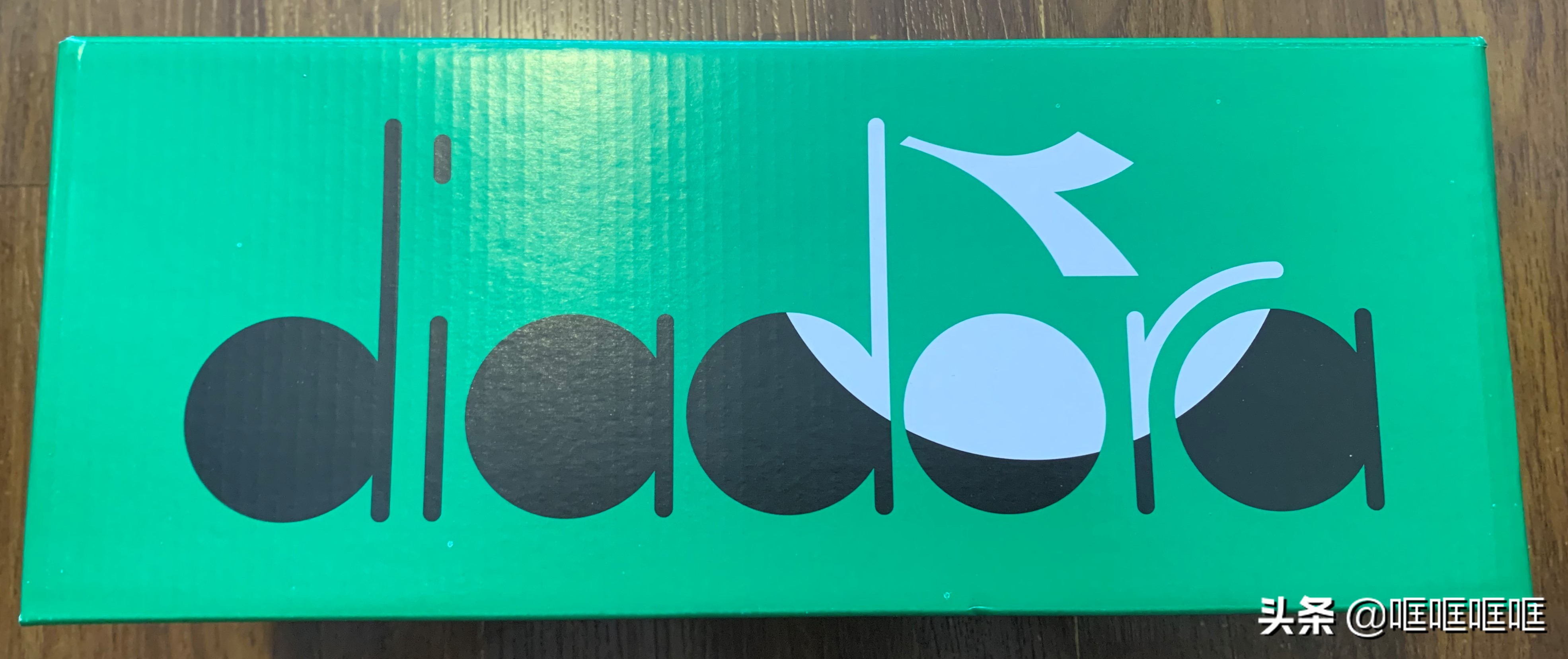 100块钱有两双的鞋子,100元买了三双鞋