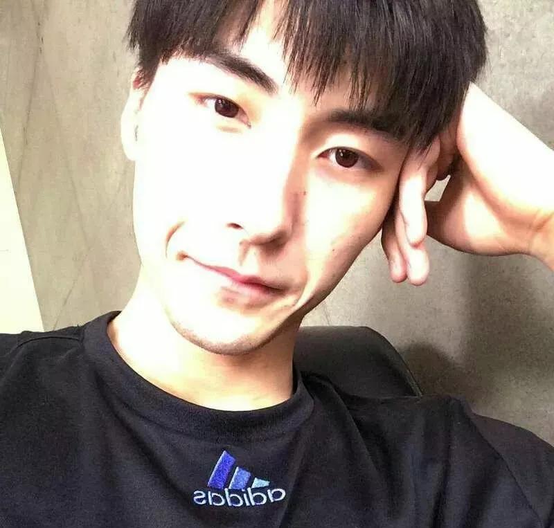 拜托，千万别让萧亚轩看到这些国家体坛中的鲜肉帅哥