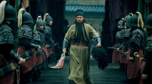 为什么三国中其他武将从未中箭，关羽总是被箭射伤，姜维道出实情