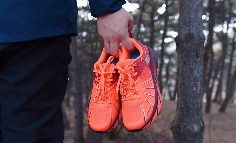 跑步鞋r2云跑鞋,r2云跑新款缓震跑鞋