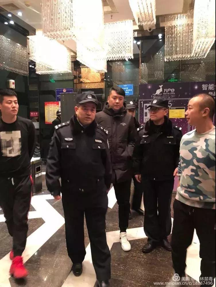 派出所开展黄赌专项整治,西安碑林警察铁锤行动
