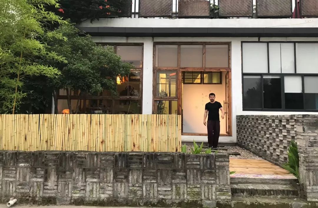 艺术家做人性实验,艺术家做手工