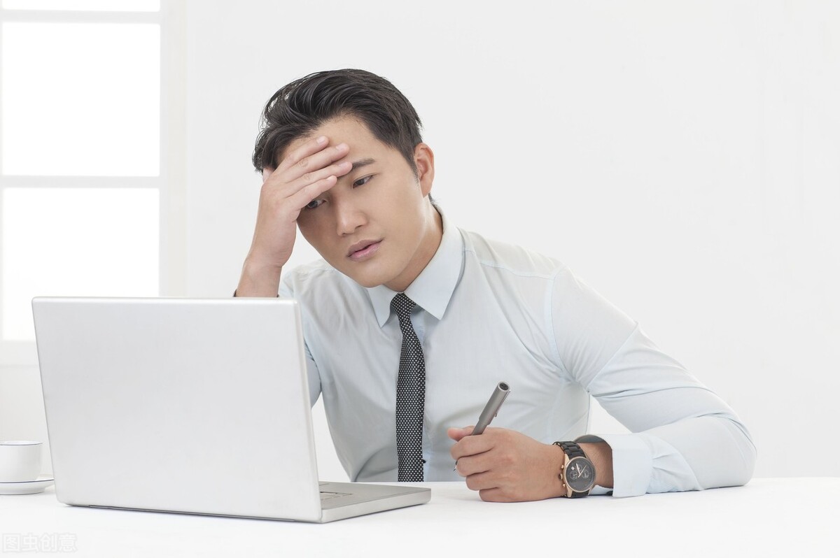 年轻人特发性白斑怎么治疗,成年人白斑消除最好的方法