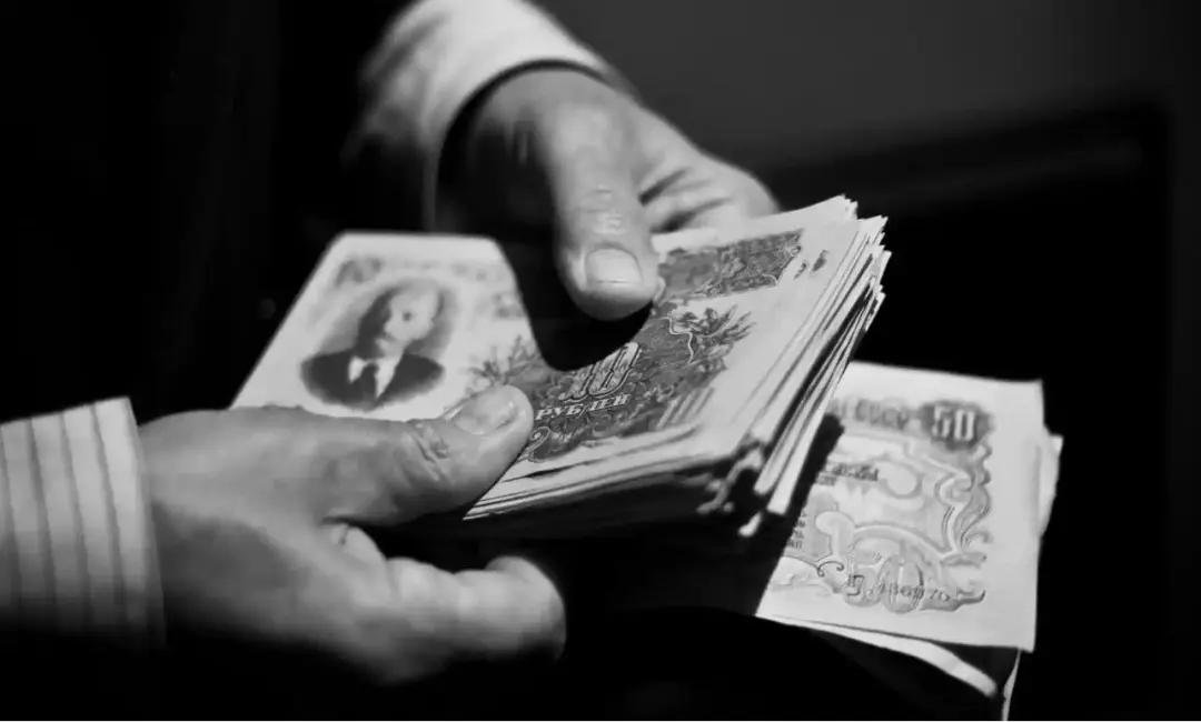 它是改变影史的神作，还是惨无人道的*行暴**？