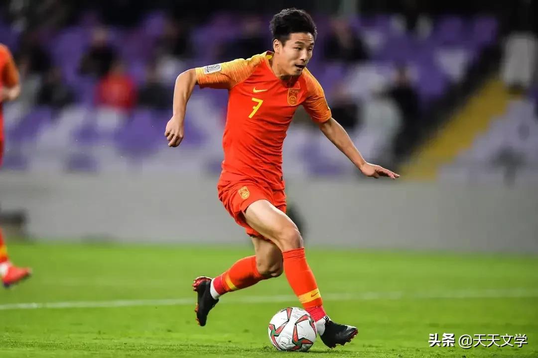 武磊和仲佳蓓的爱情,武磊仲佳蓓两人年龄