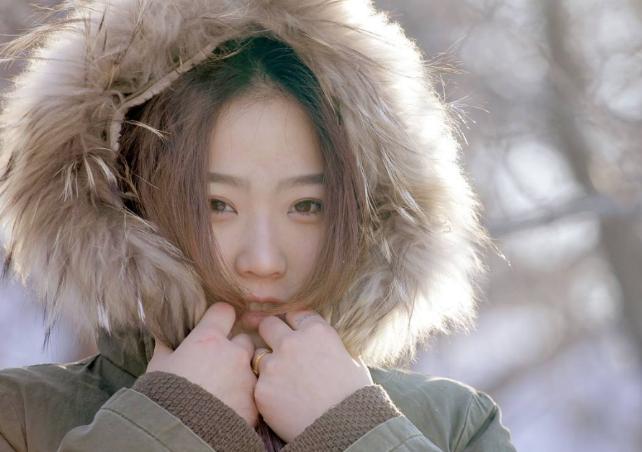 敷面膜补水最快的方法,脸部皮肤缺水干燥痒可以敷面膜吗