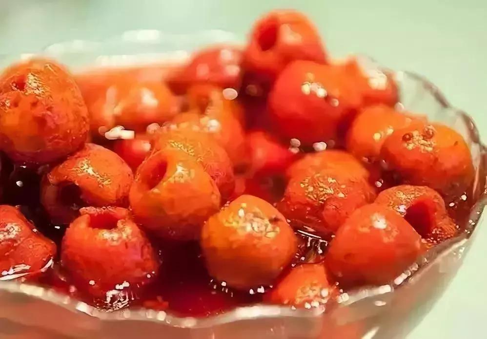 天津特色小吃被称为津门三绝 (天津风味小吃中的三绝之一)