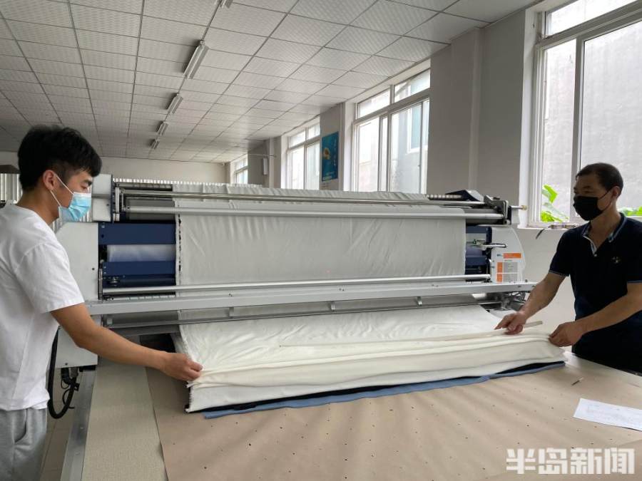 半岛观察丨一条盖毯爆火背后的童装江湖:3000家企业即墨鏖战,如何赢得三孩商机