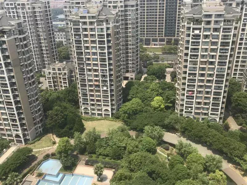 没有业委会怎么涨物业费,小区业委会主动要求提高物业费