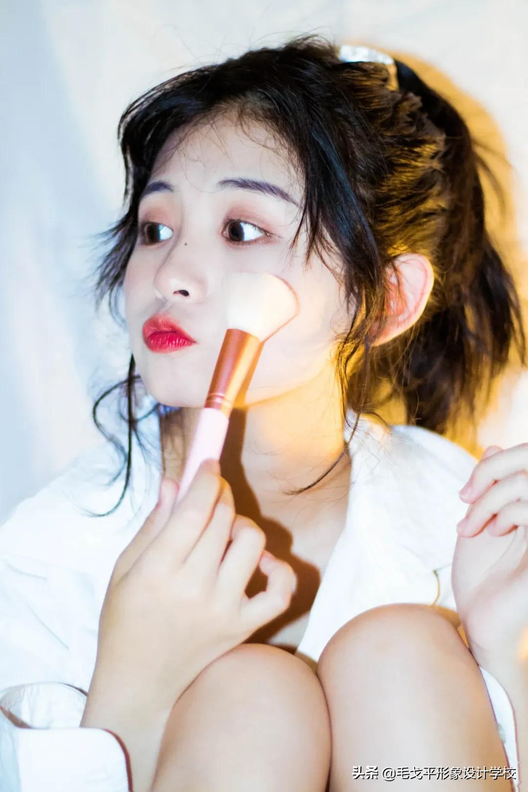 美人痣点痣祛斑,女明星怎么点痣