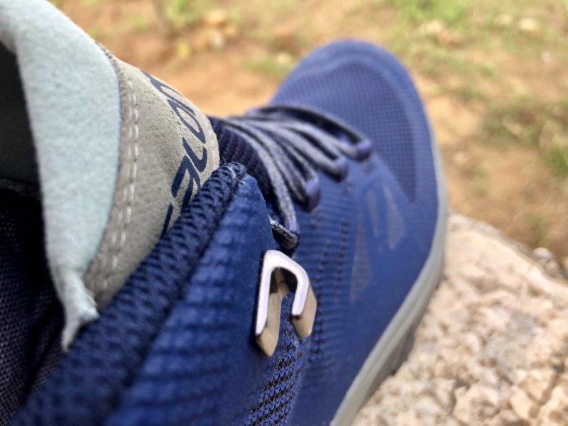 强人3513与萨洛蒙登山鞋主要区别,登山鞋好还是萨洛蒙好