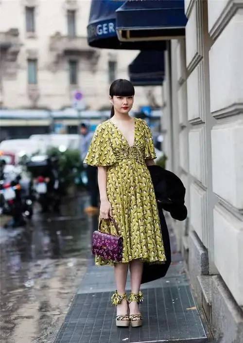 半身法式碎花裙怎么搭配好看,法式碎花裙搭配图片大全