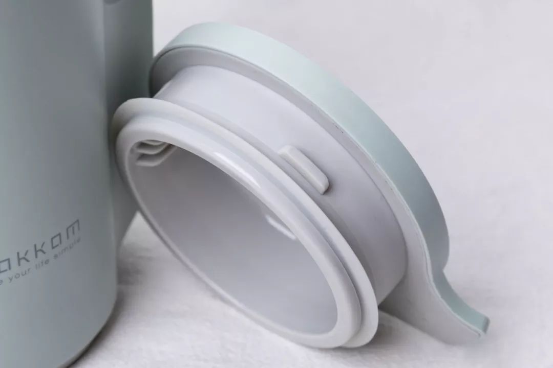 豆浆界的“戴森”，免泡豆无滤渣，喝完能自己洗干净，捡便宜了