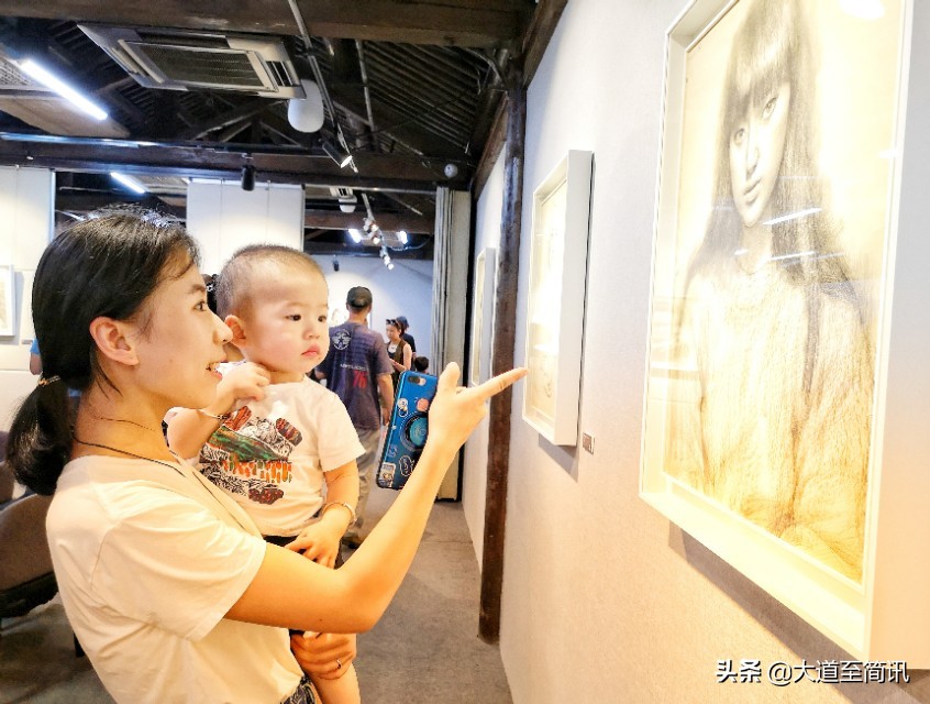 素描徐方,画家徐方素描