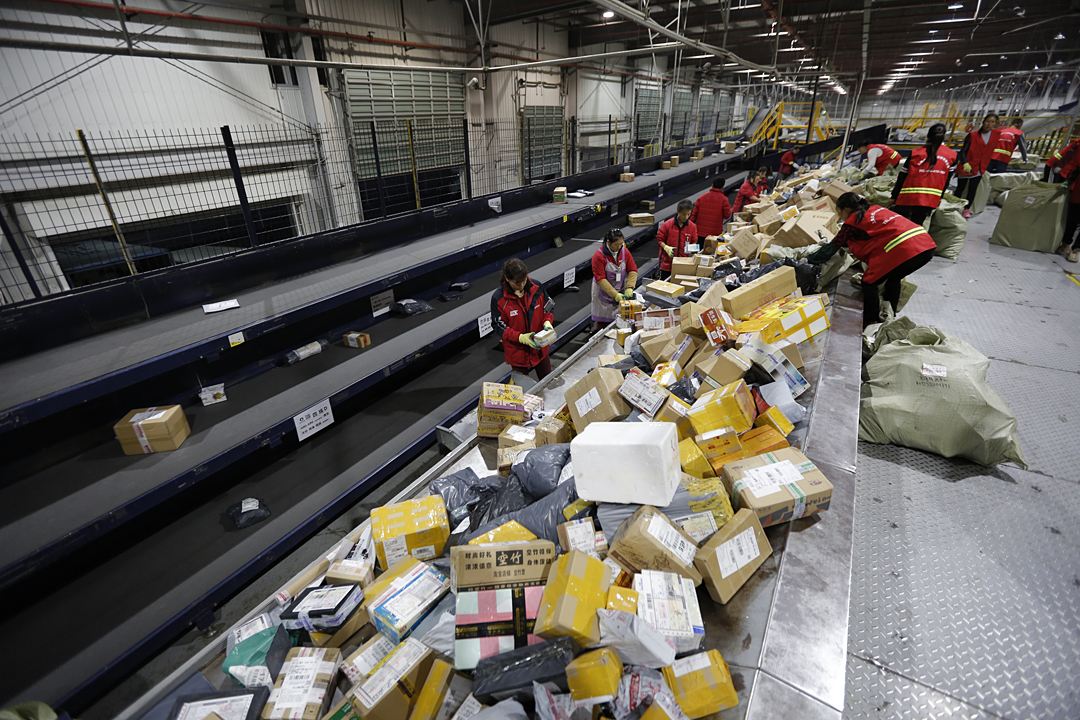 海淘其实没你现象的那么难！这几个网站直邮中国还免运费