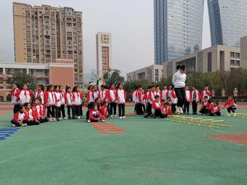 奉节中学生体育节,奉节中学课间操比赛
