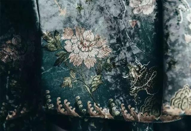 ep雅莹女神节,ep雅莹小西装