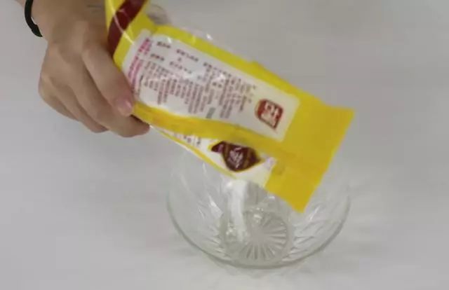 家里有蟑螂教你一招让蟑螂去无踪,家里有蟑螂怎么办蟑螂要怎样灭